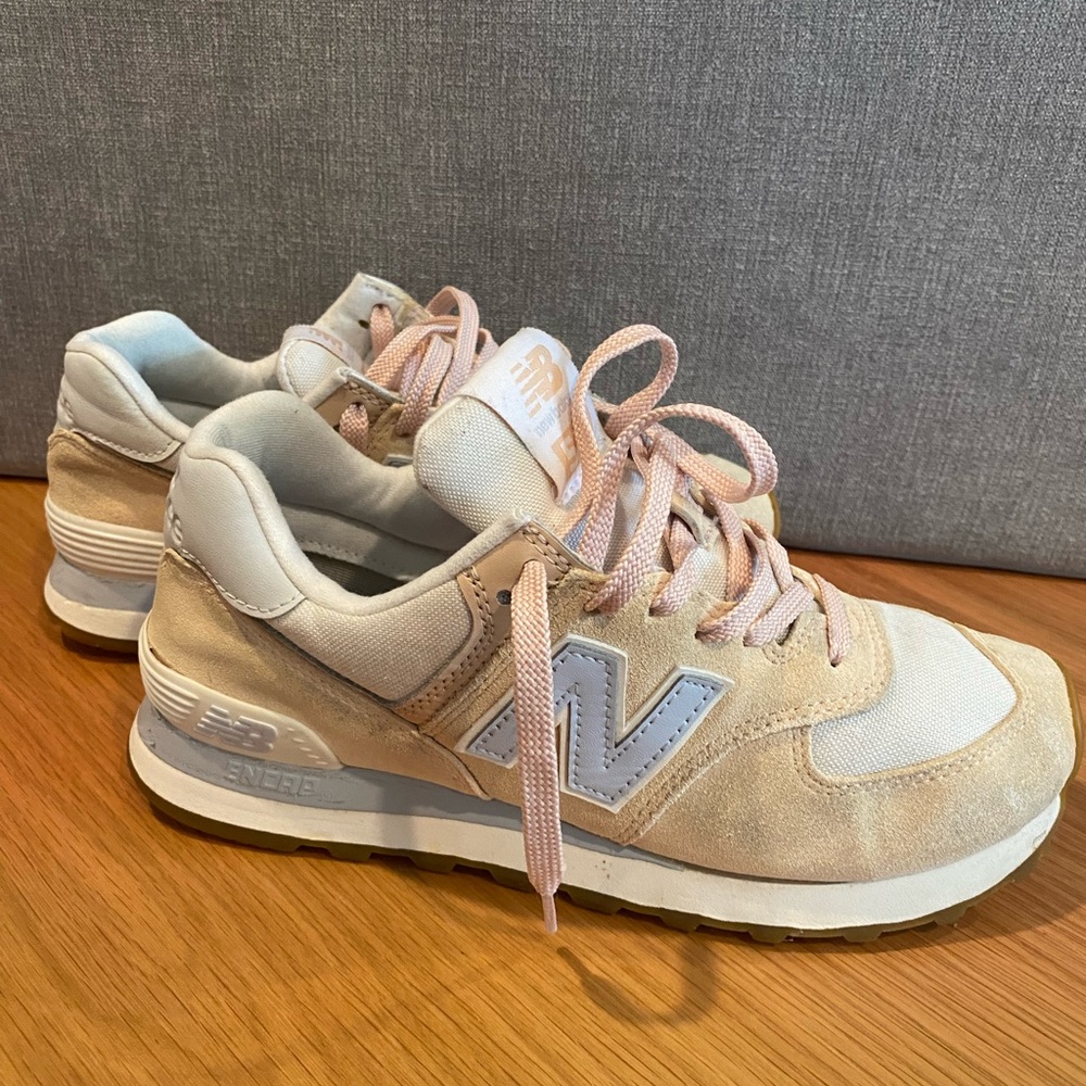 New Balance 574 Tencel-Rose Water Sea Salt (Women's)
Sz 6